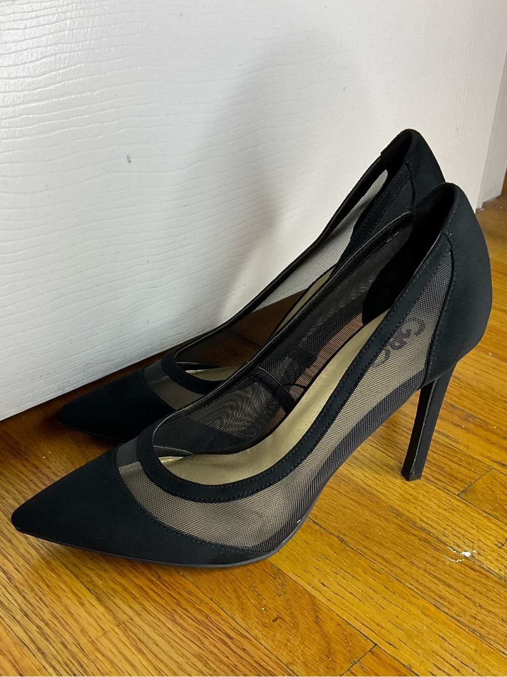 GBG Los Angeles Black Pointed-Toe Mesh Stiletto Pumps